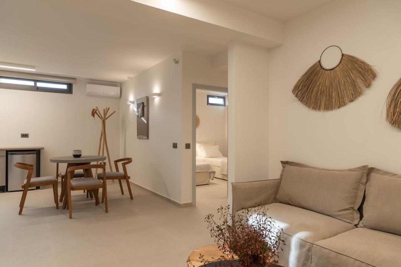 Athina Luxury Villa, With Pool & Walk To The Beach, By Thinkvilla La Canea Exterior foto