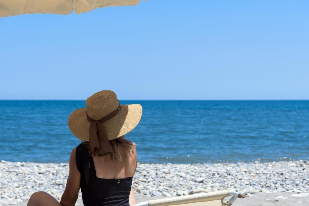 Athina Luxury Villa, With Pool & Walk To The Beach, By Thinkvilla La Canea Exterior foto